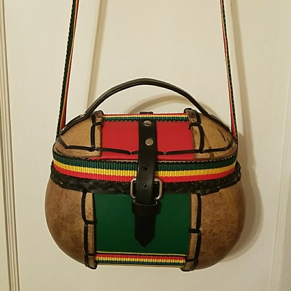 Women's handbag